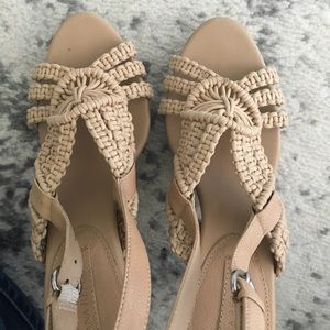 Banana Republic Tan Macramé Heel sandals SZ 7 M